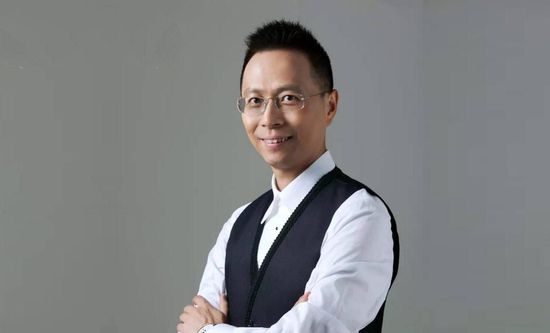 那个喊话的人竟然在三秒钟之后就立刻授意开枪。